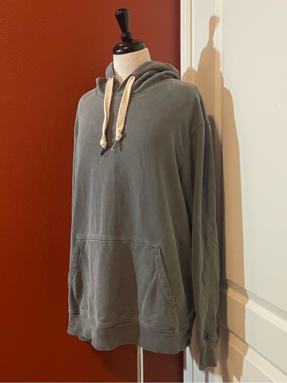 Buck Mason Men’s Brushed Loopback Faded Gray Arm Guard Huckberry Sweatshirt